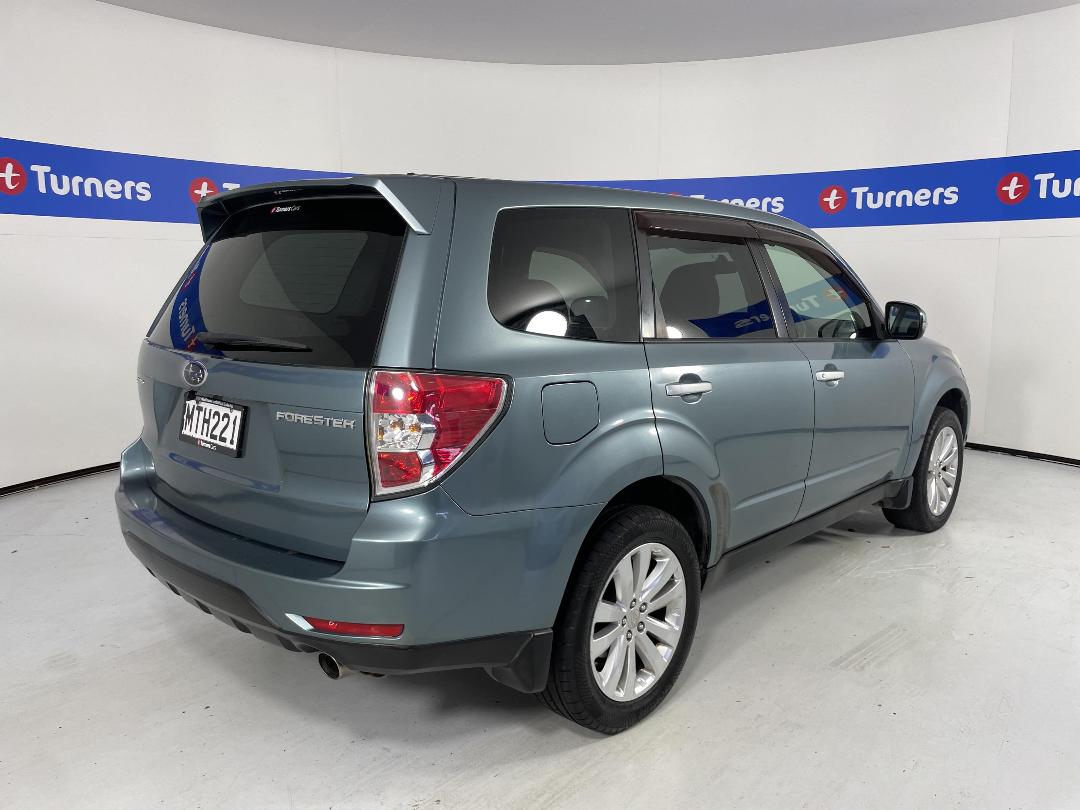 Photo '7' of Subaru Forester