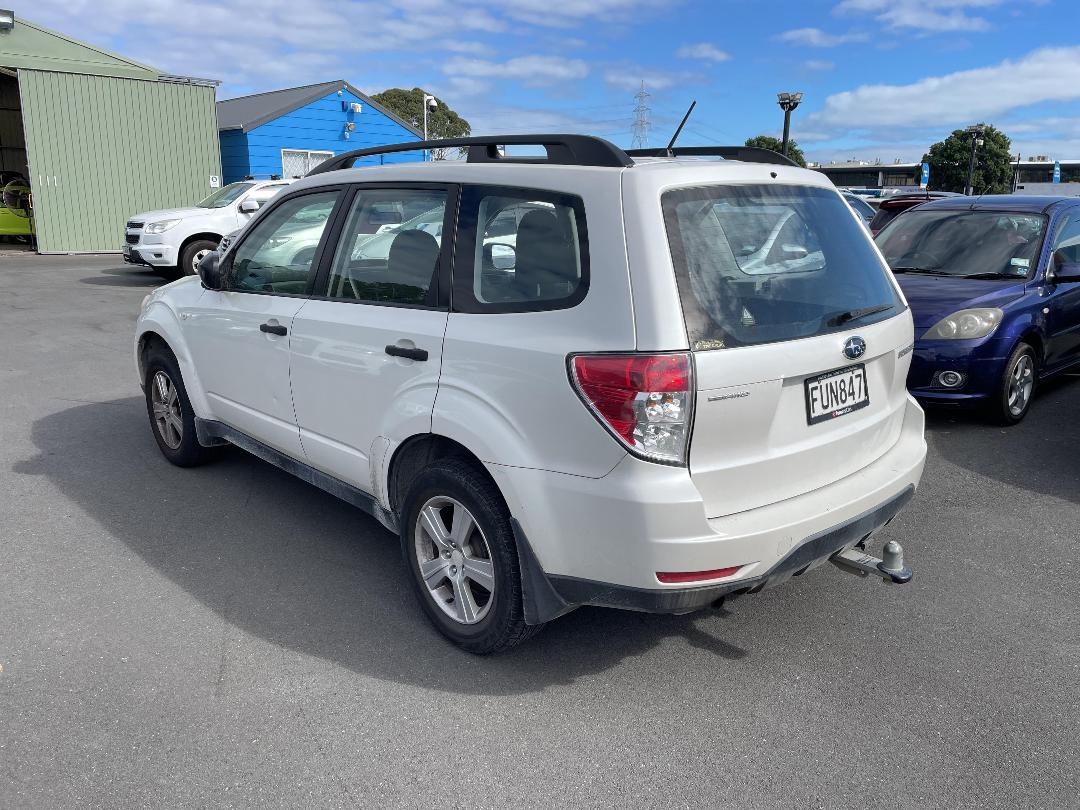 Photo '4' of Subaru Forester X