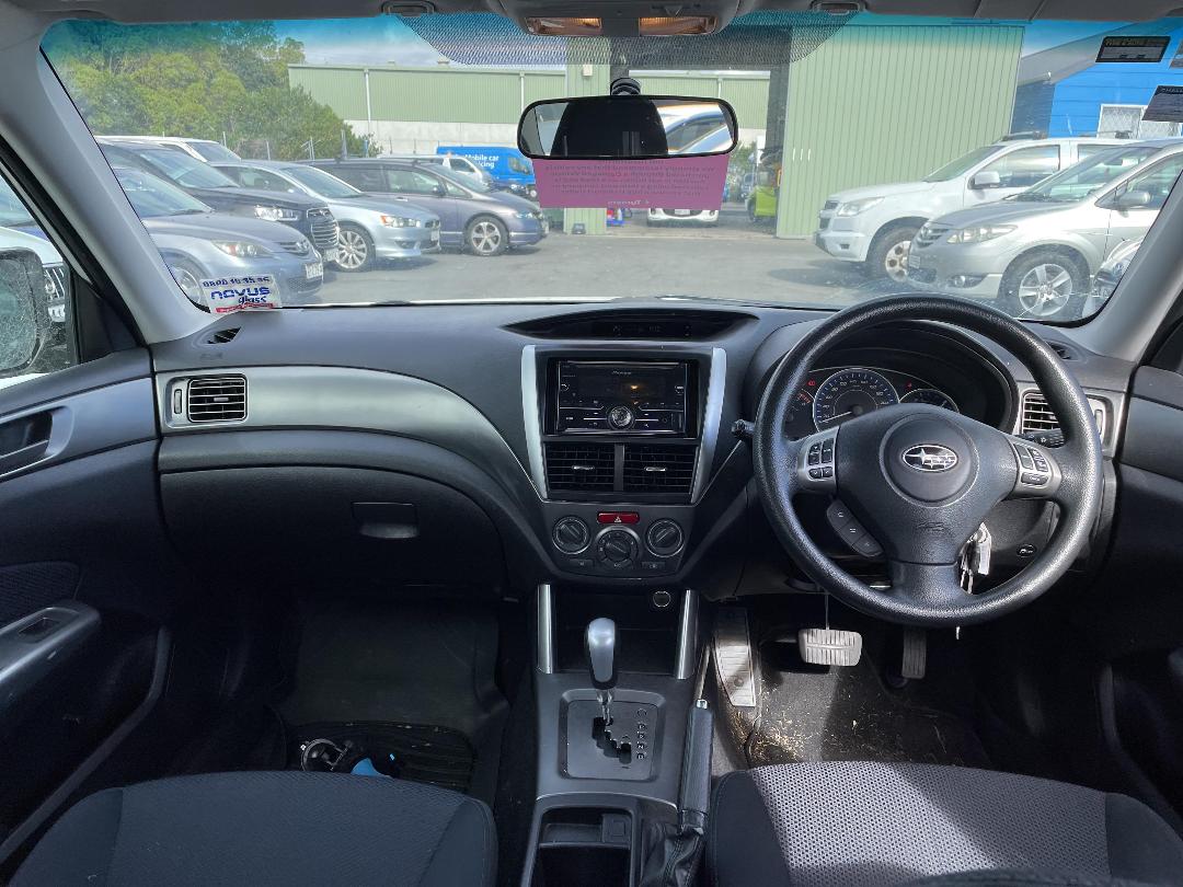 Photo '11' of Subaru Forester X