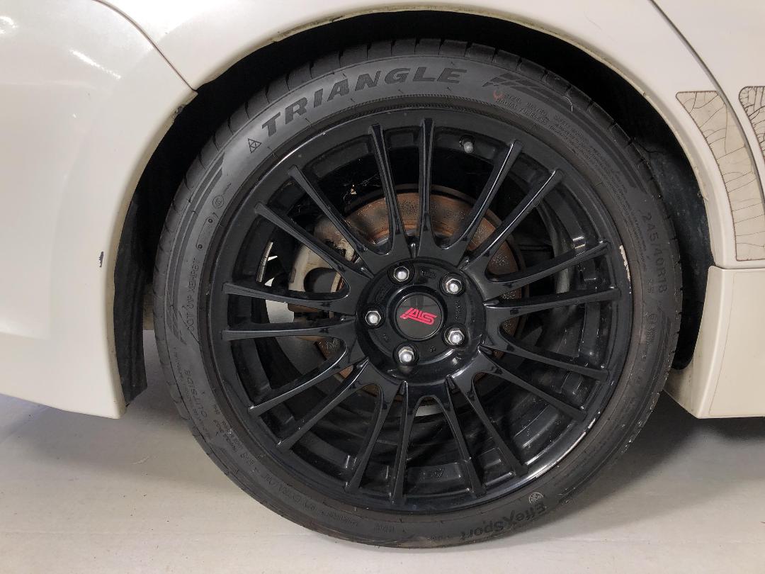 Photo '12' of Subaru Impreza Photo '12' of Subaru Impreza