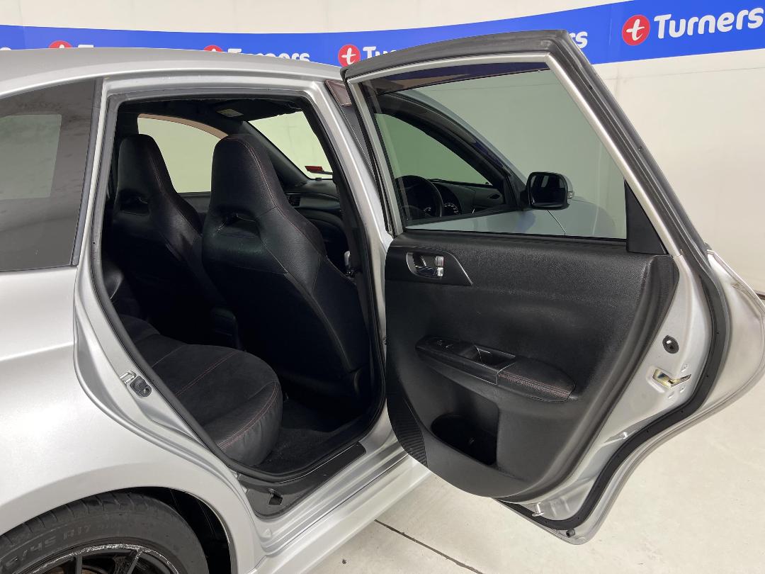 Photo '19' of Subaru Impreza Photo '19' of Subaru Impreza