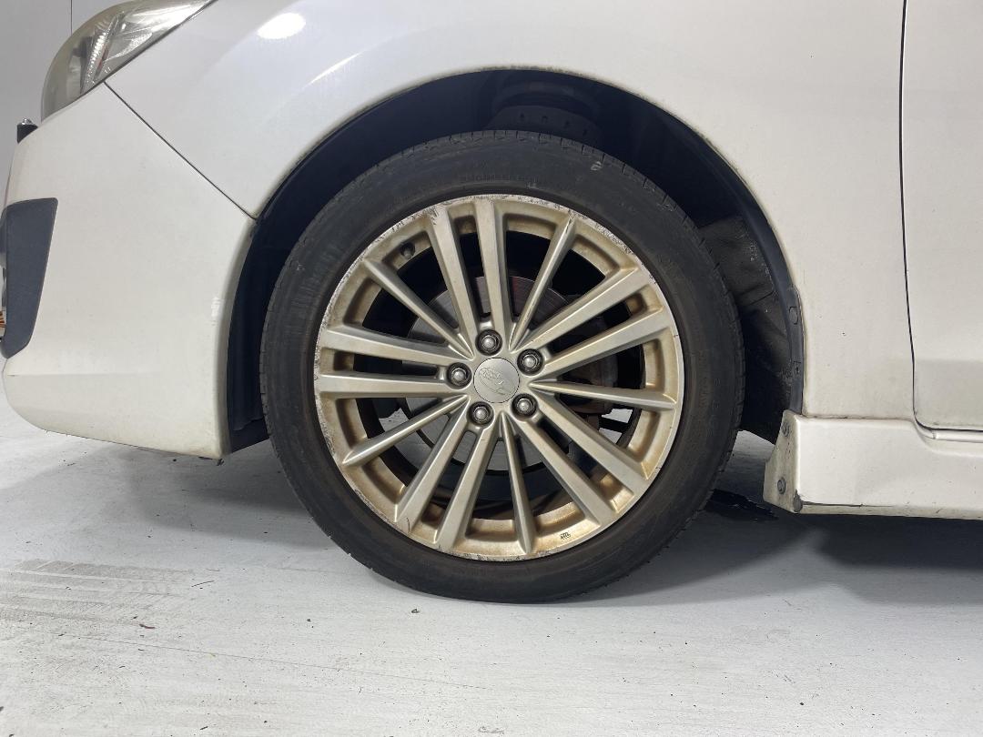 Photo '10' of Subaru Impreza