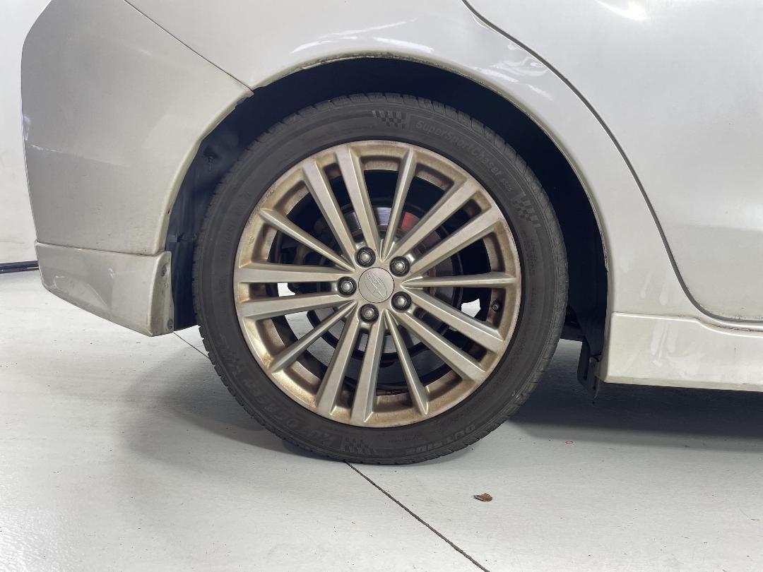 Photo '12' of Subaru Impreza