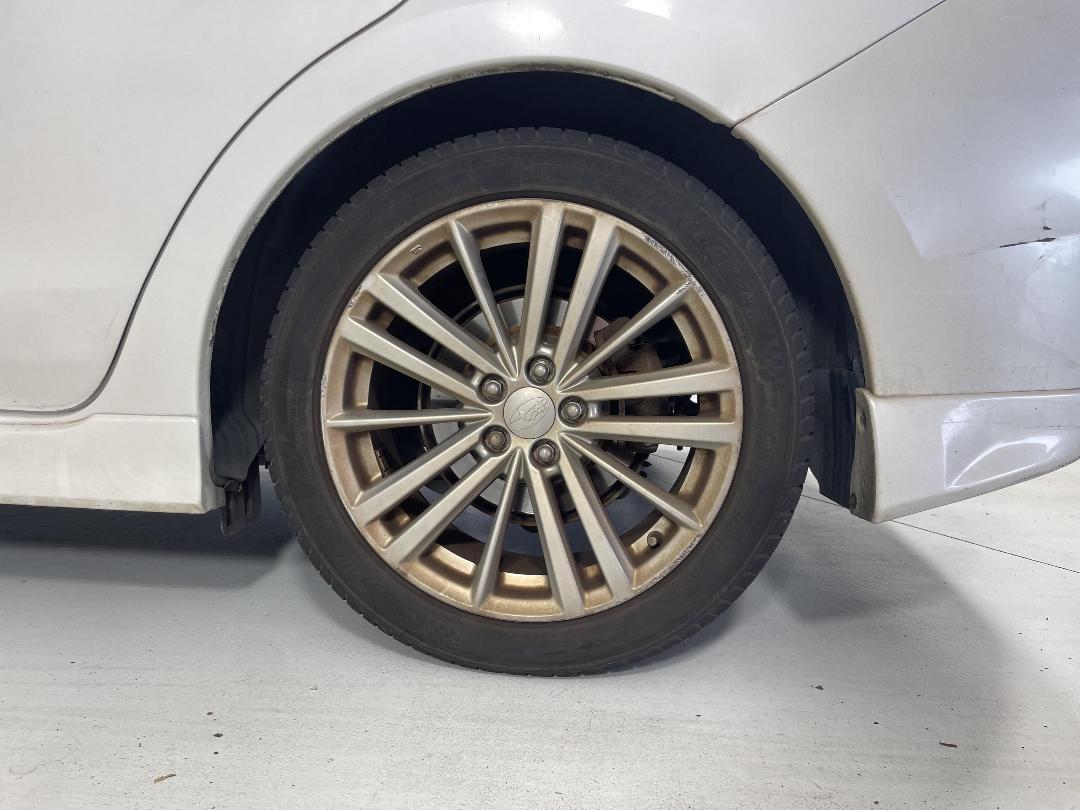 Photo '11' of Subaru Impreza