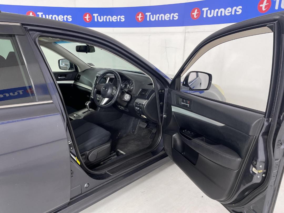 Photo '15' of Subaru Legacy Photo '15' of Subaru Legacy