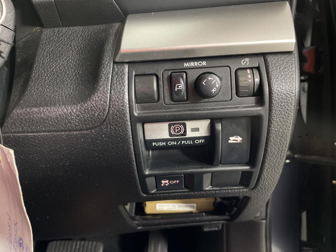 Photo '26' of Subaru Legacy Photo '26' of Subaru Legacy