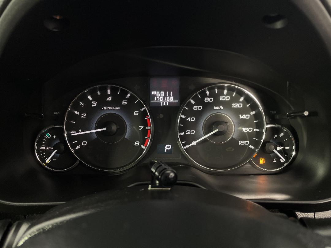 Photo '21' of Subaru Legacy