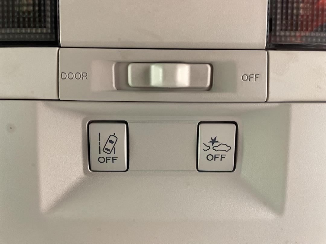 Photo '26' of Subaru Legacy