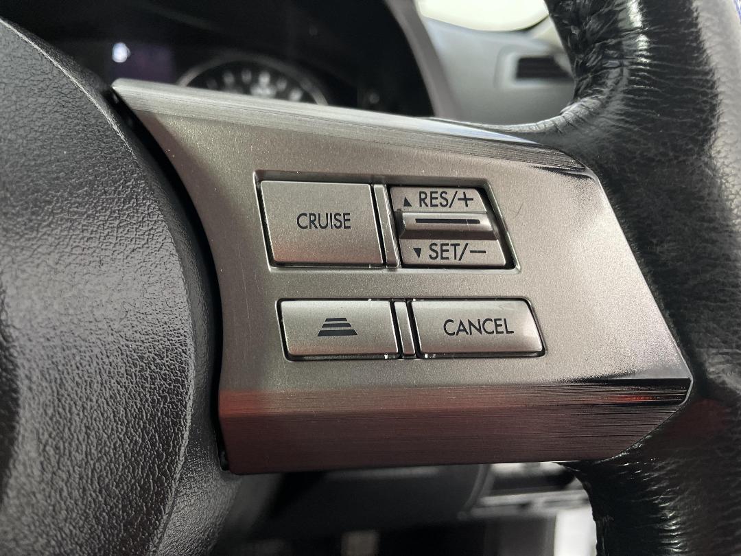 Photo '25' of Subaru Legacy