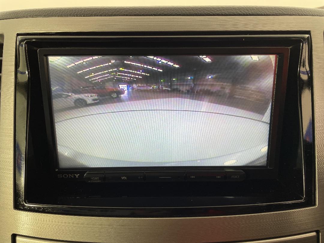 Photo '27' of Subaru Legacy