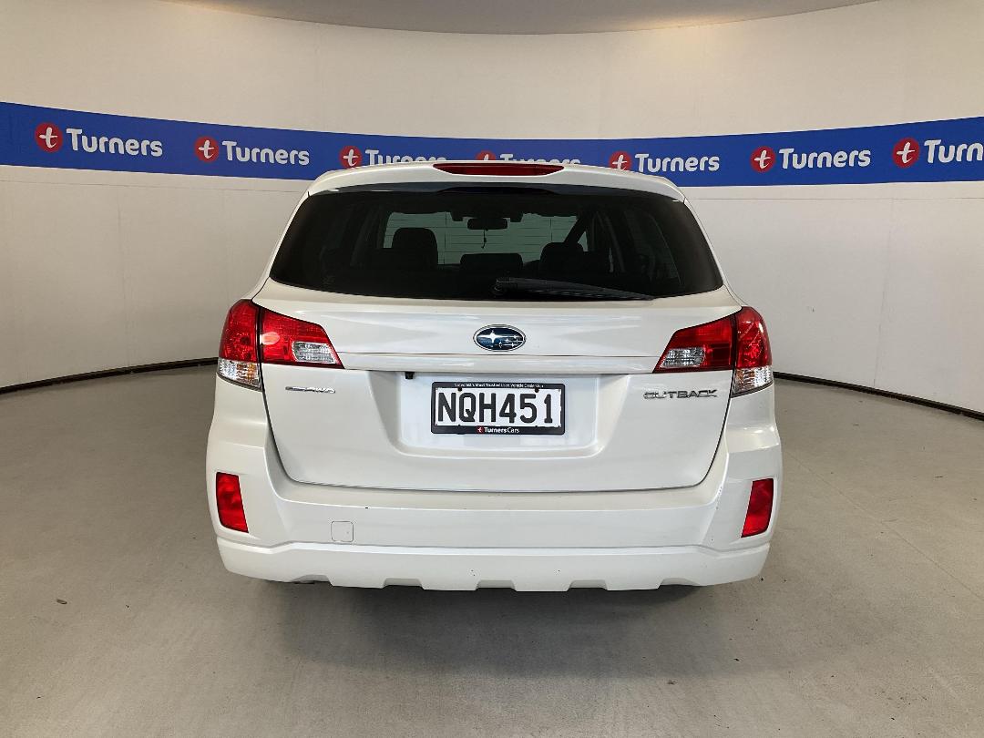 Photo '6' of Subaru Legacy