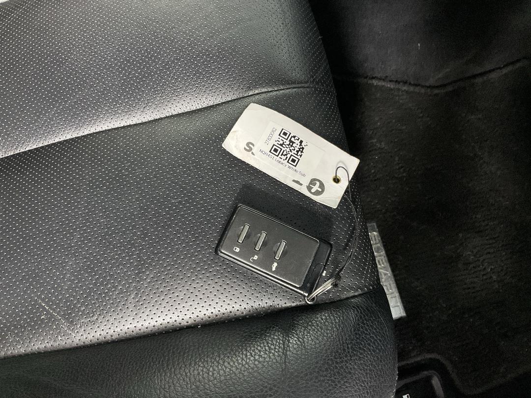 Photo '22' of Subaru Legacy