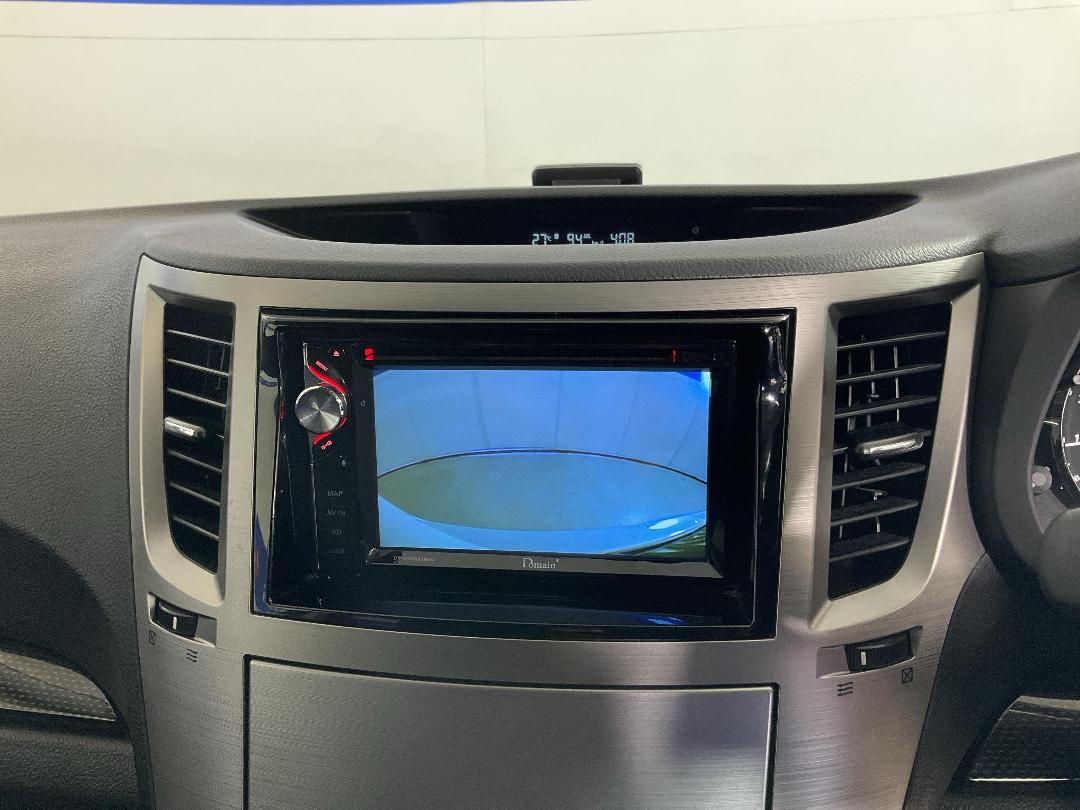 Photo '32' of Subaru Legacy