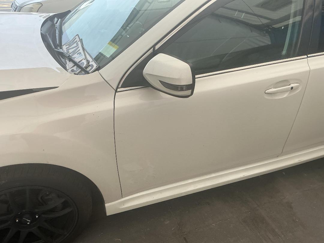 Photo '9' of Subaru Legacy