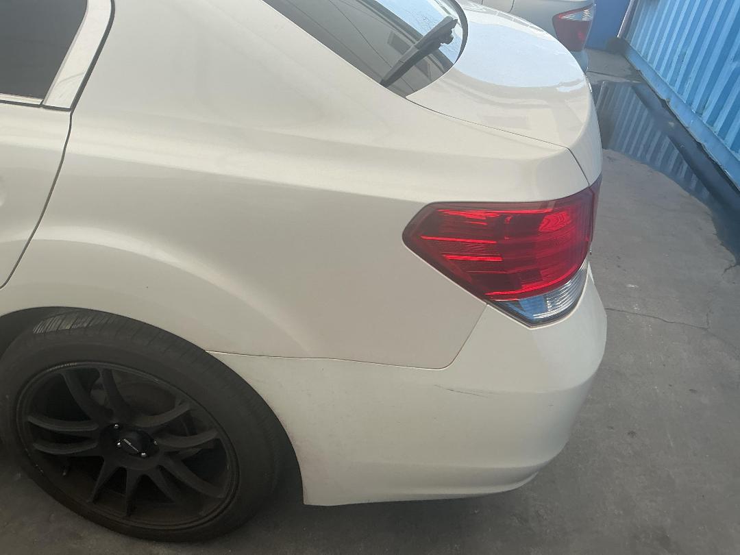 Photo '13' of Subaru Legacy