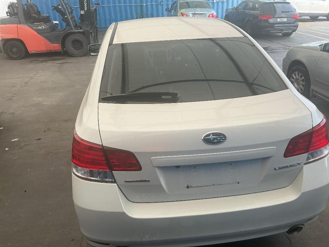 Photo '14' of Subaru Legacy