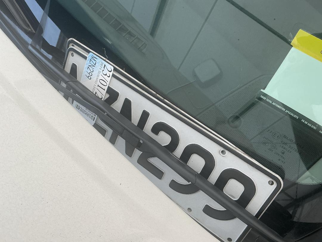 Photo '25' of Subaru Legacy