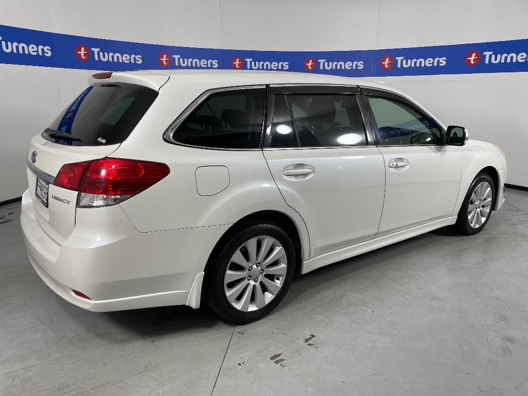 Photo '7' of Subaru Legacy Photo '7' of Subaru Legacy