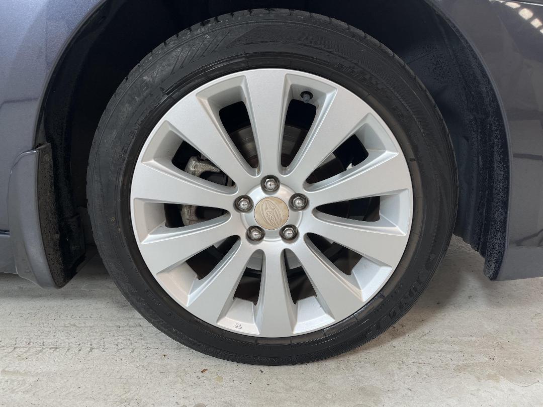 Photo '9' of Subaru Legacy Photo '9' of Subaru Legacy