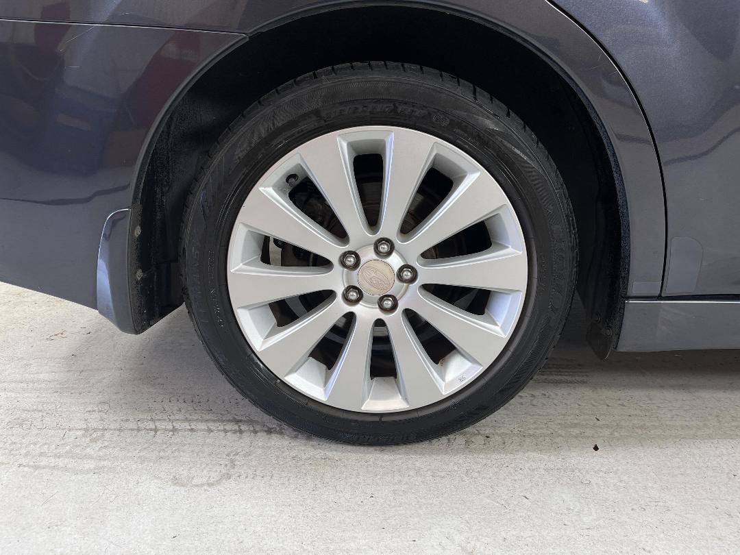 Photo '12' of Subaru Legacy Photo '12' of Subaru Legacy