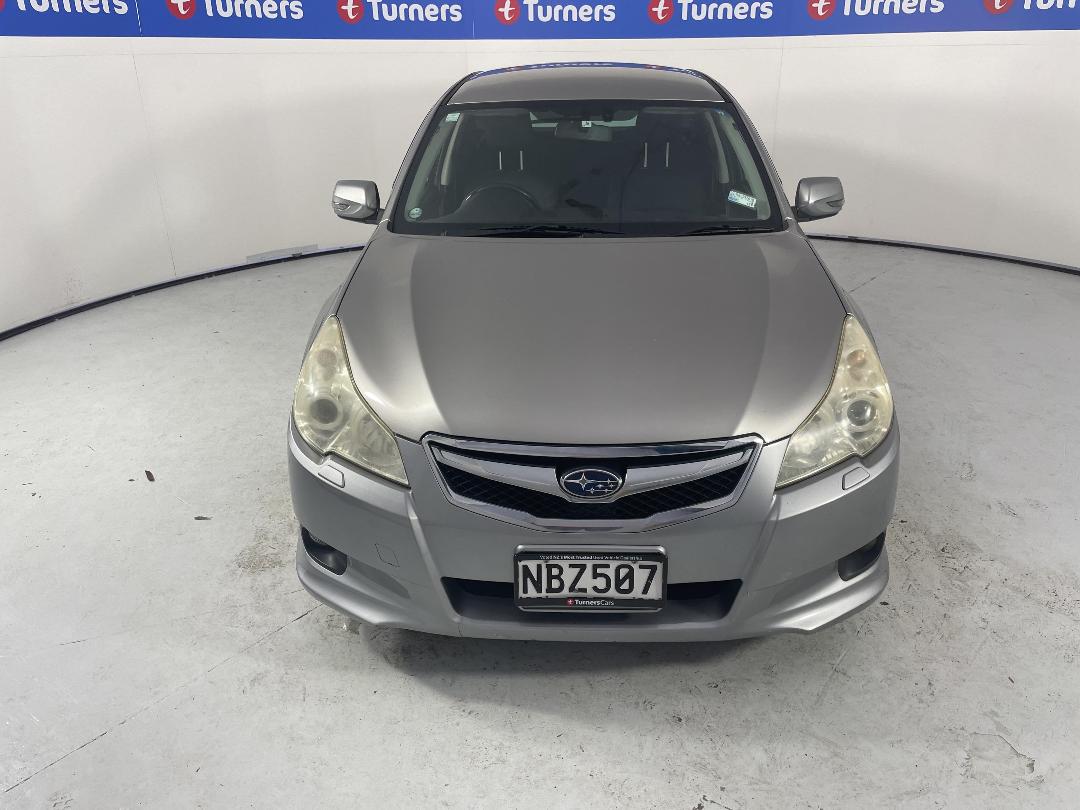 Photo '2' of Subaru Legacy Photo '2' of Subaru Legacy