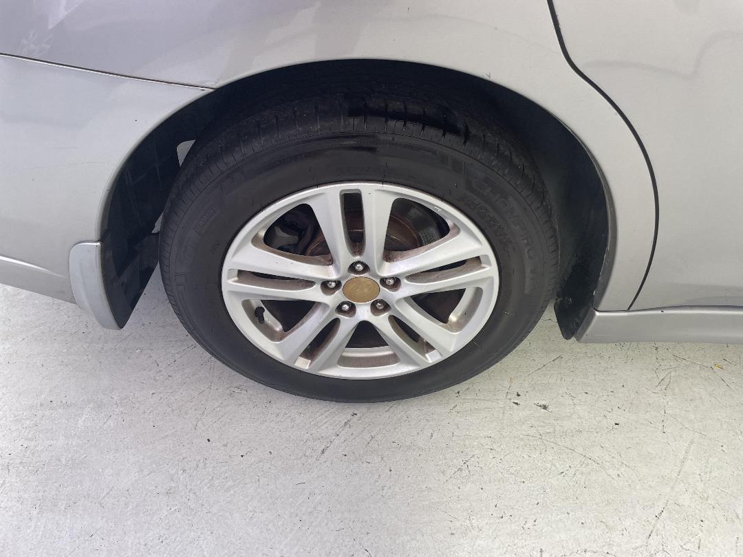 Photo '12' of Subaru Legacy Photo '12' of Subaru Legacy