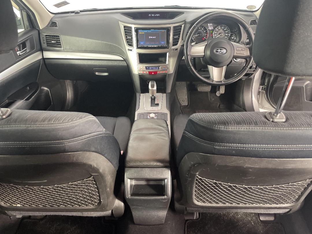 Photo '18' of Subaru Legacy Photo '18' of Subaru Legacy