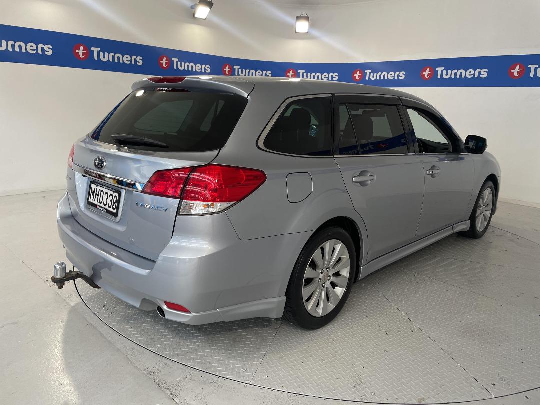 Photo '7' of Subaru Legacy