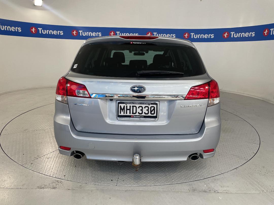 Photo '6' of Subaru Legacy