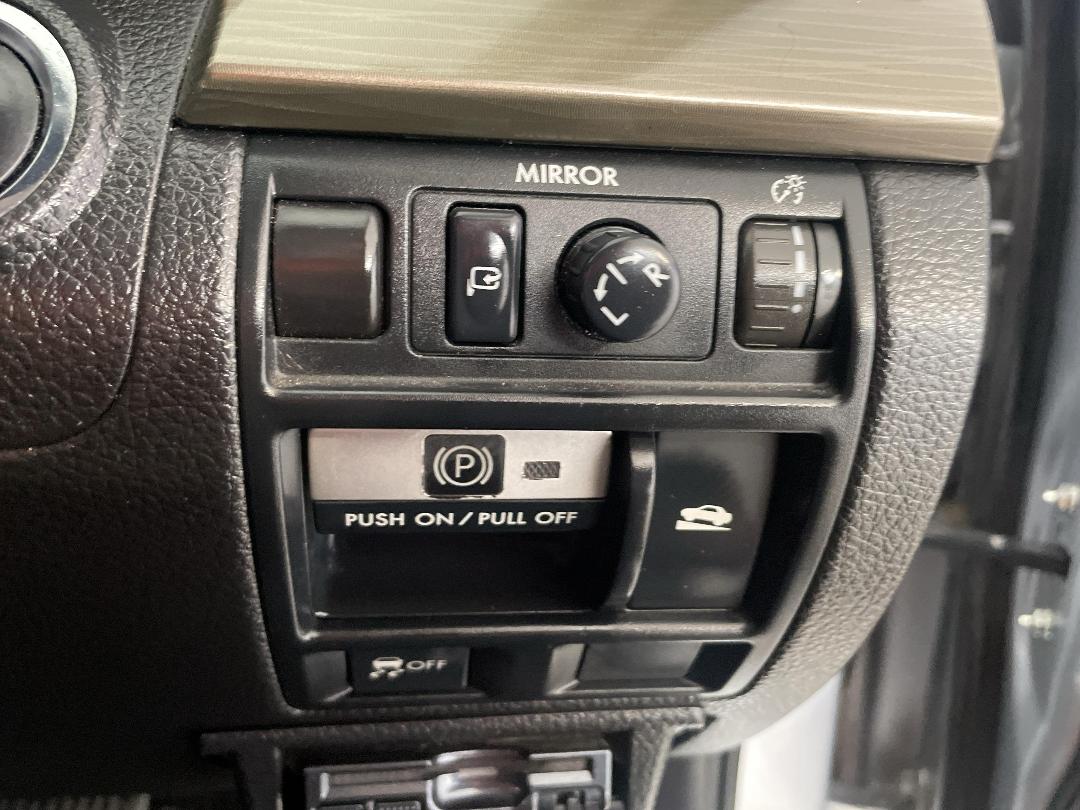 Photo '25' of Subaru Legacy