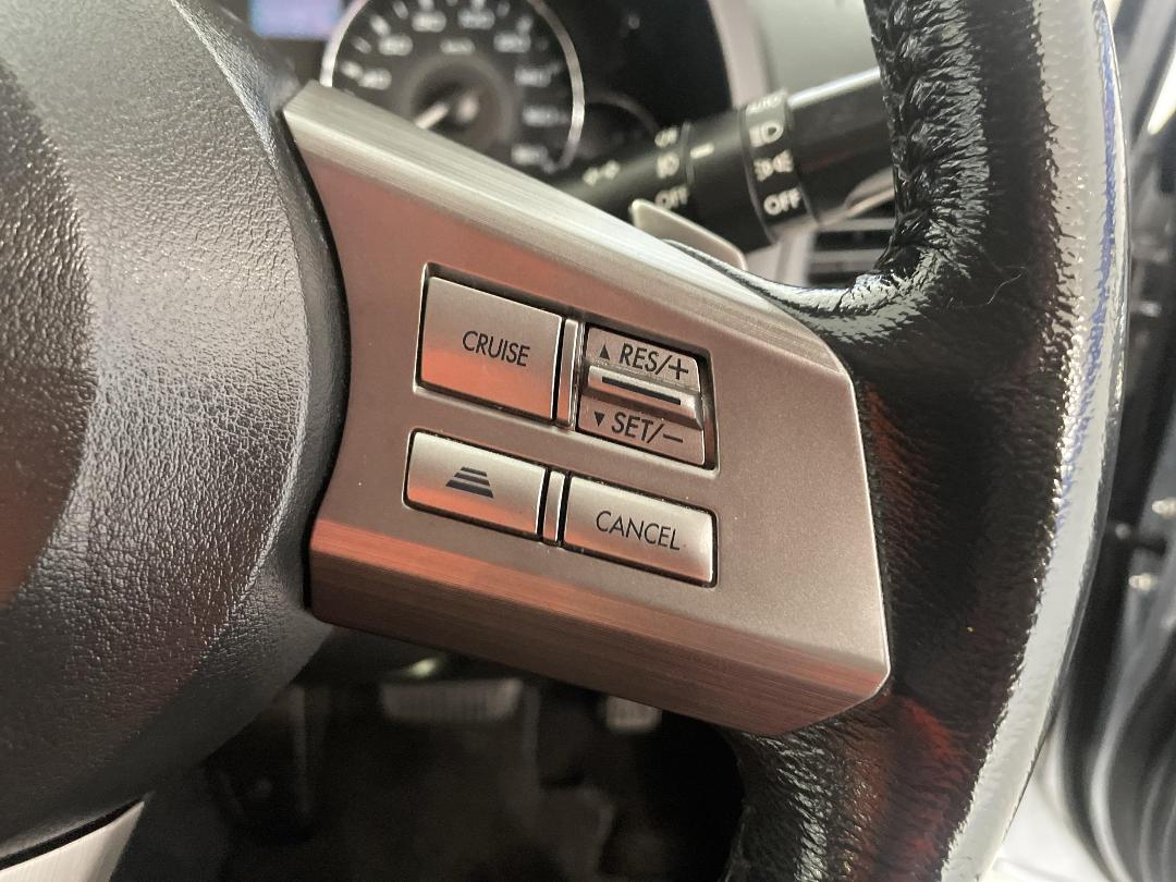 Photo '26' of Subaru Legacy