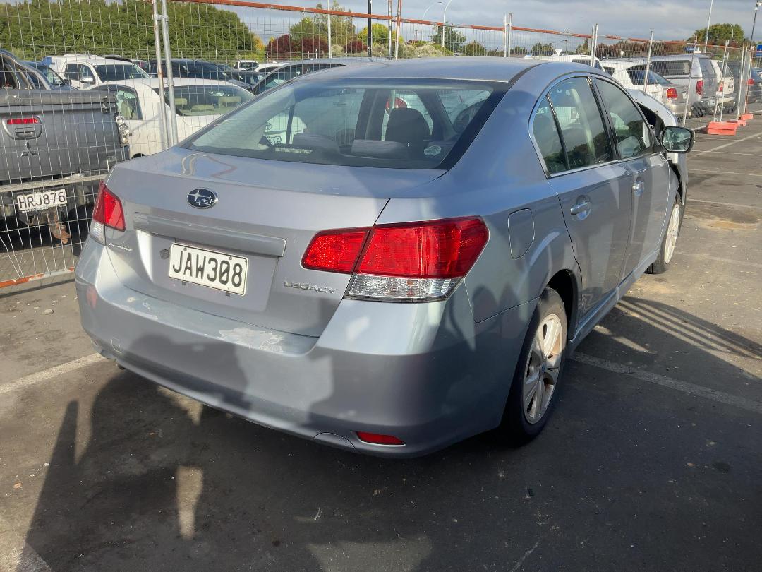 Photo '5' of Subaru Legacy