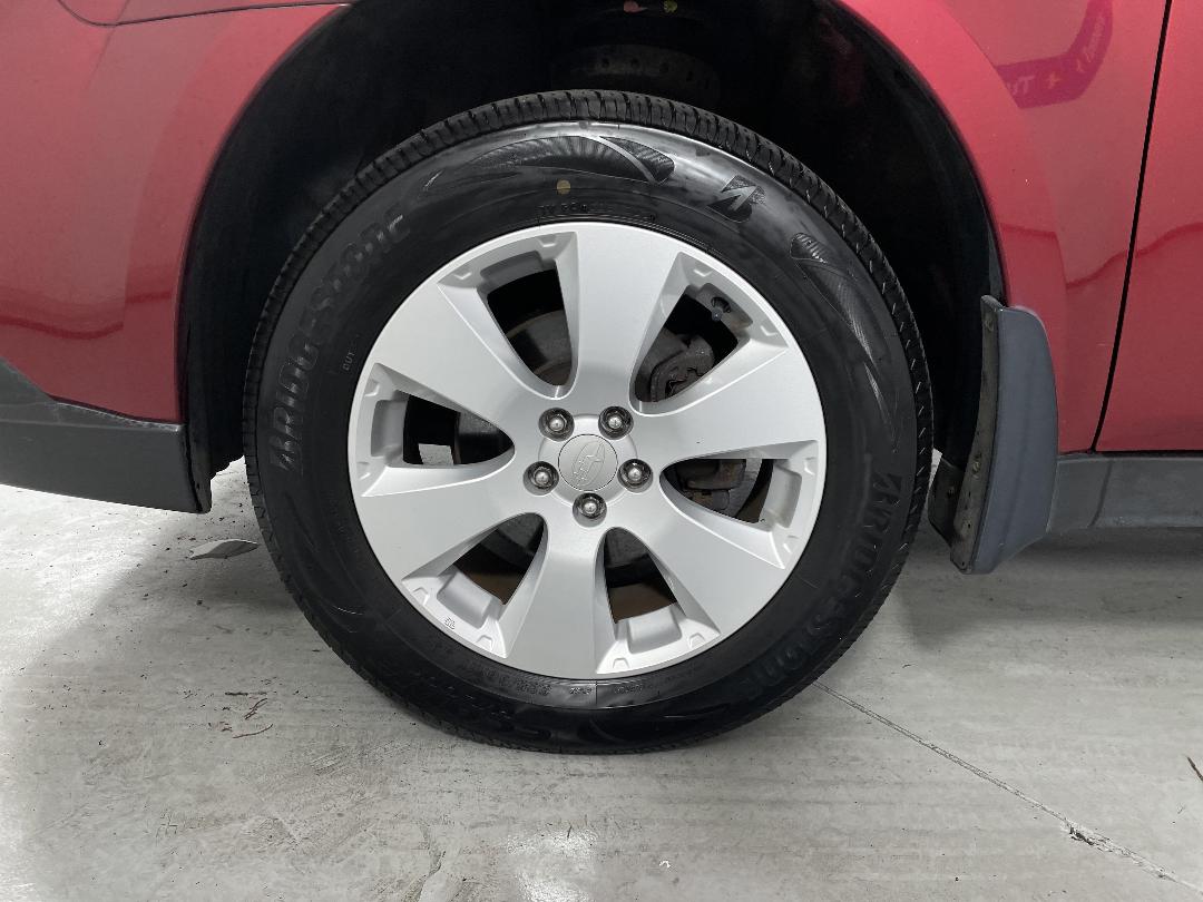 Photo '10' of Subaru Outback Photo '10' of Subaru Outback