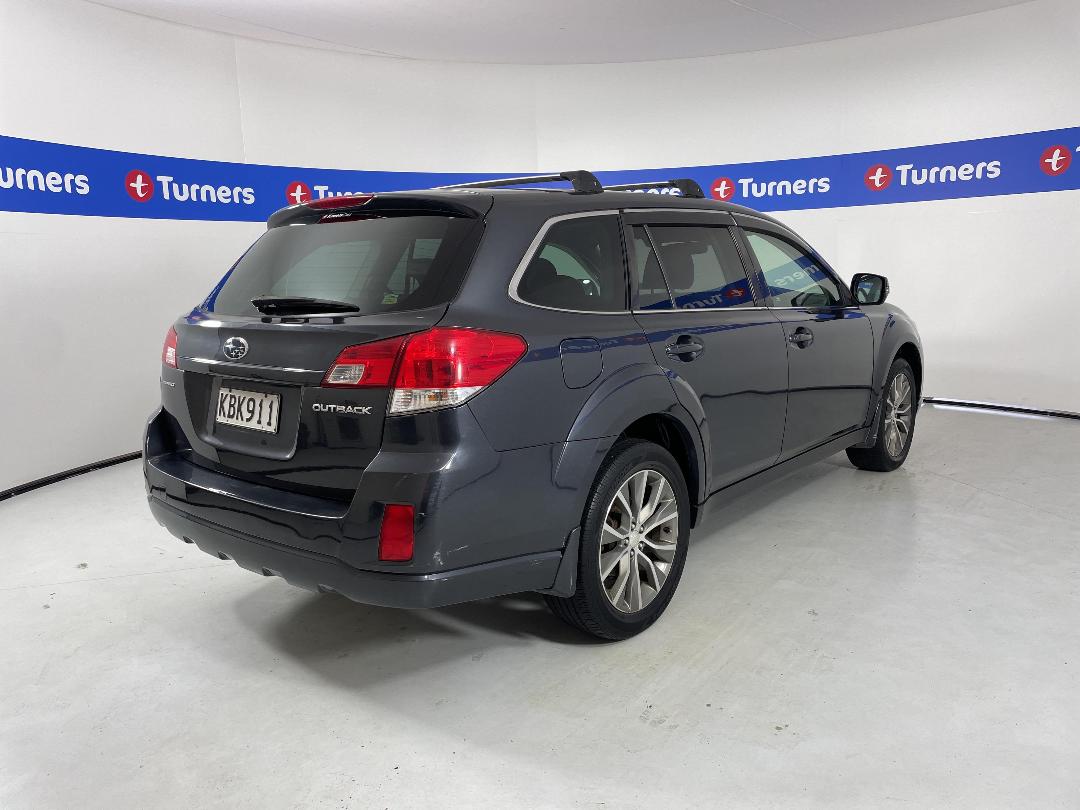 Photo '7' of Subaru Outback