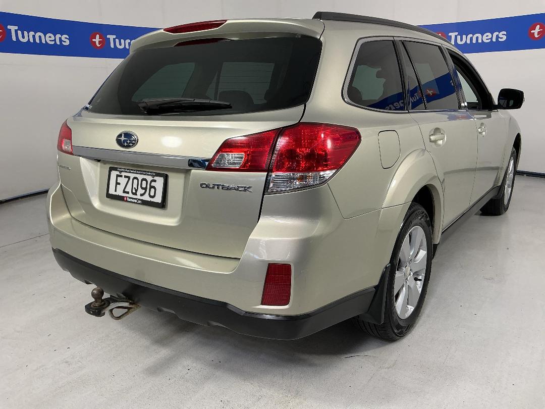 Photo '7' of Subaru Outback