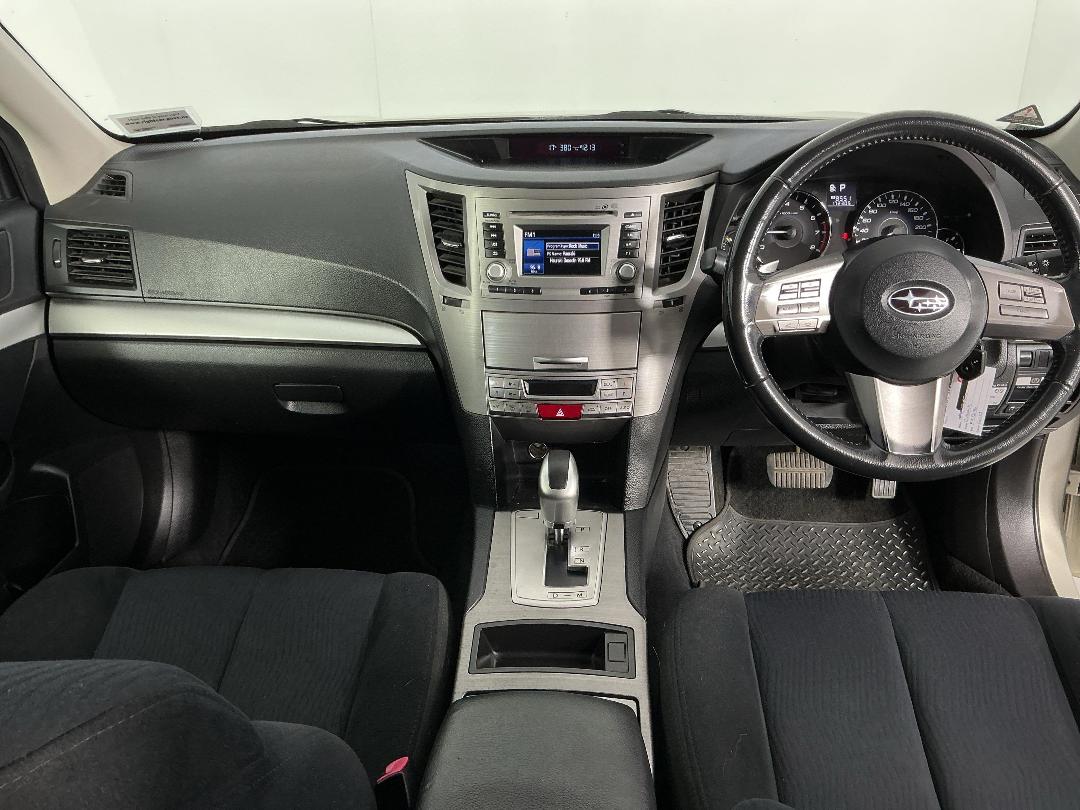 Photo '17' of Subaru Outback