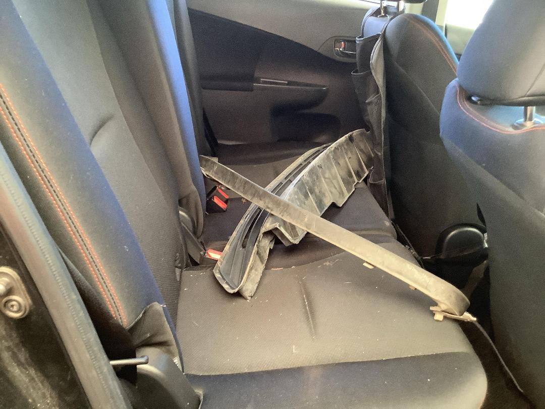 Photo '12' of Subaru Trezia Photo '12' of Subaru Trezia