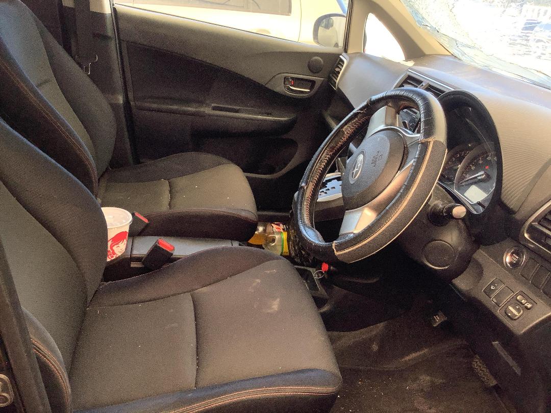 Photo '13' of Subaru Trezia Photo '13' of Subaru Trezia