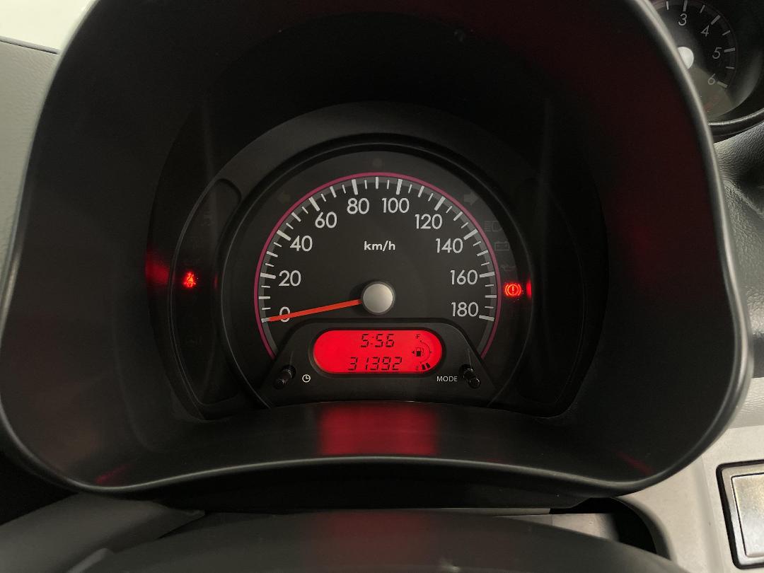 Photo '21' of Suzuki Alto Photo '21' of Suzuki Alto