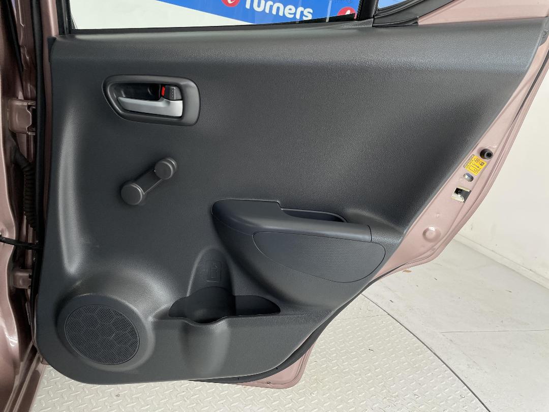 Photo '19' of Suzuki Alto Photo '19' of Suzuki Alto