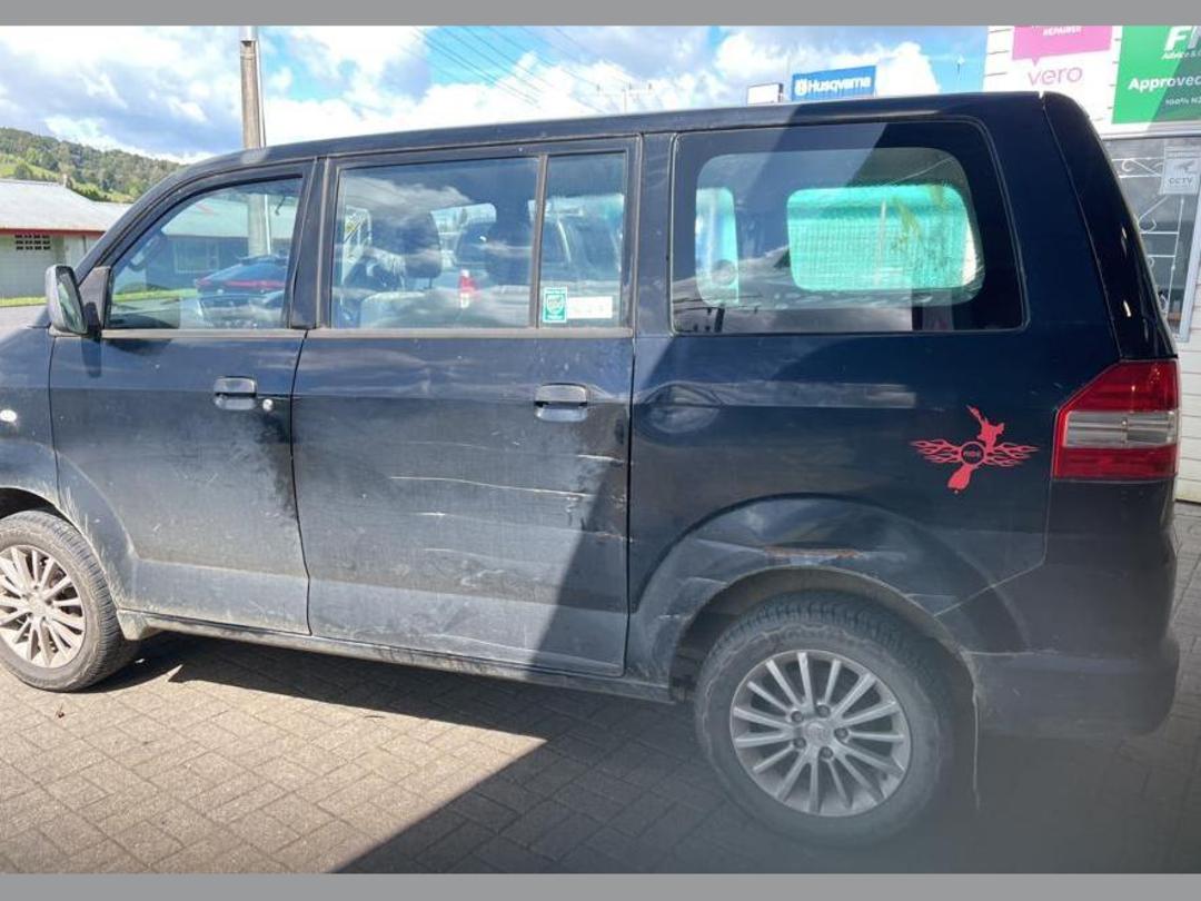 Photo '4' of Suzuki APV Photo '4' of Suzuki APV