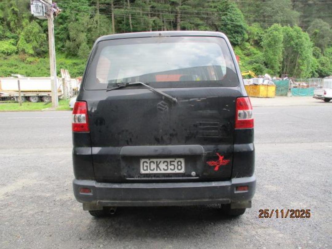Photo '9' of Suzuki APV Photo '9' of Suzuki APV
