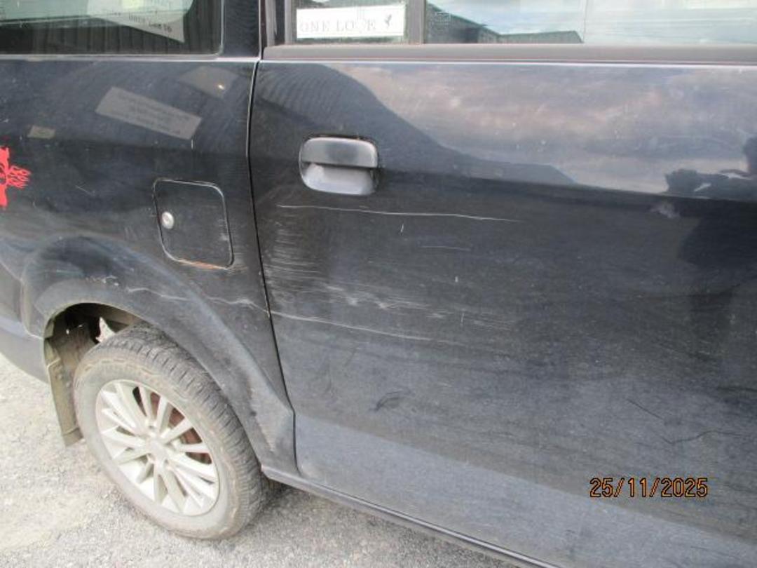 Photo '26' of Suzuki APV Photo '26' of Suzuki APV