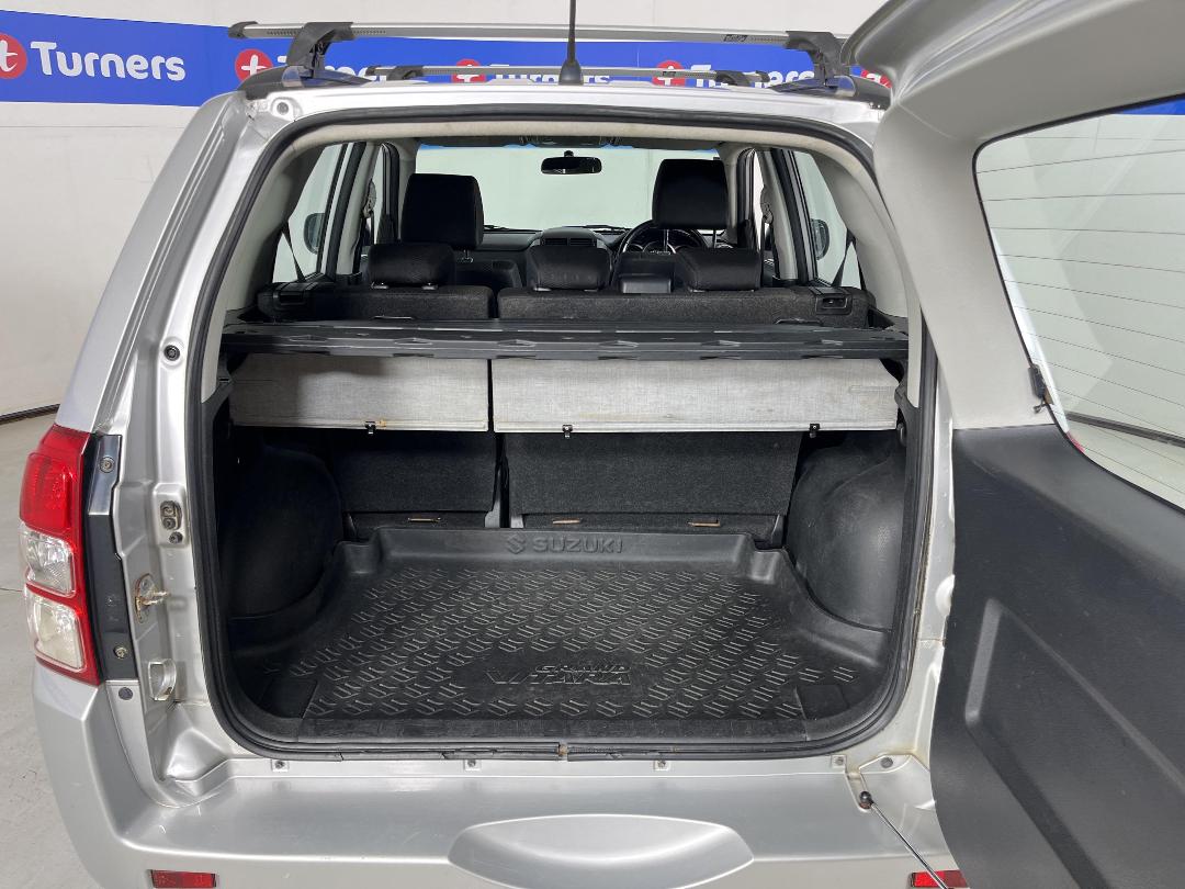 Photo '14' of Suzuki Grand Vitara Photo '14' of Suzuki Grand Vitara