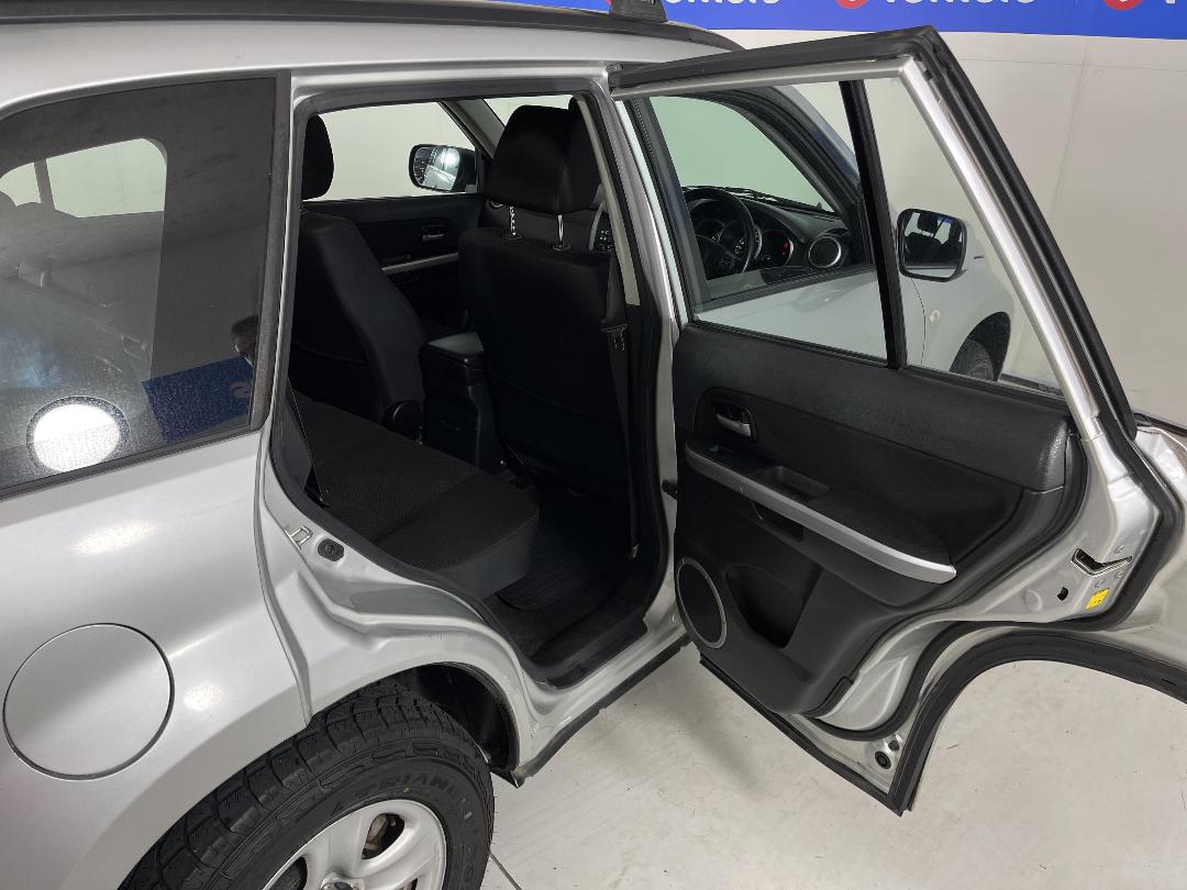 Photo '19' of Suzuki Grand Vitara Photo '19' of Suzuki Grand Vitara