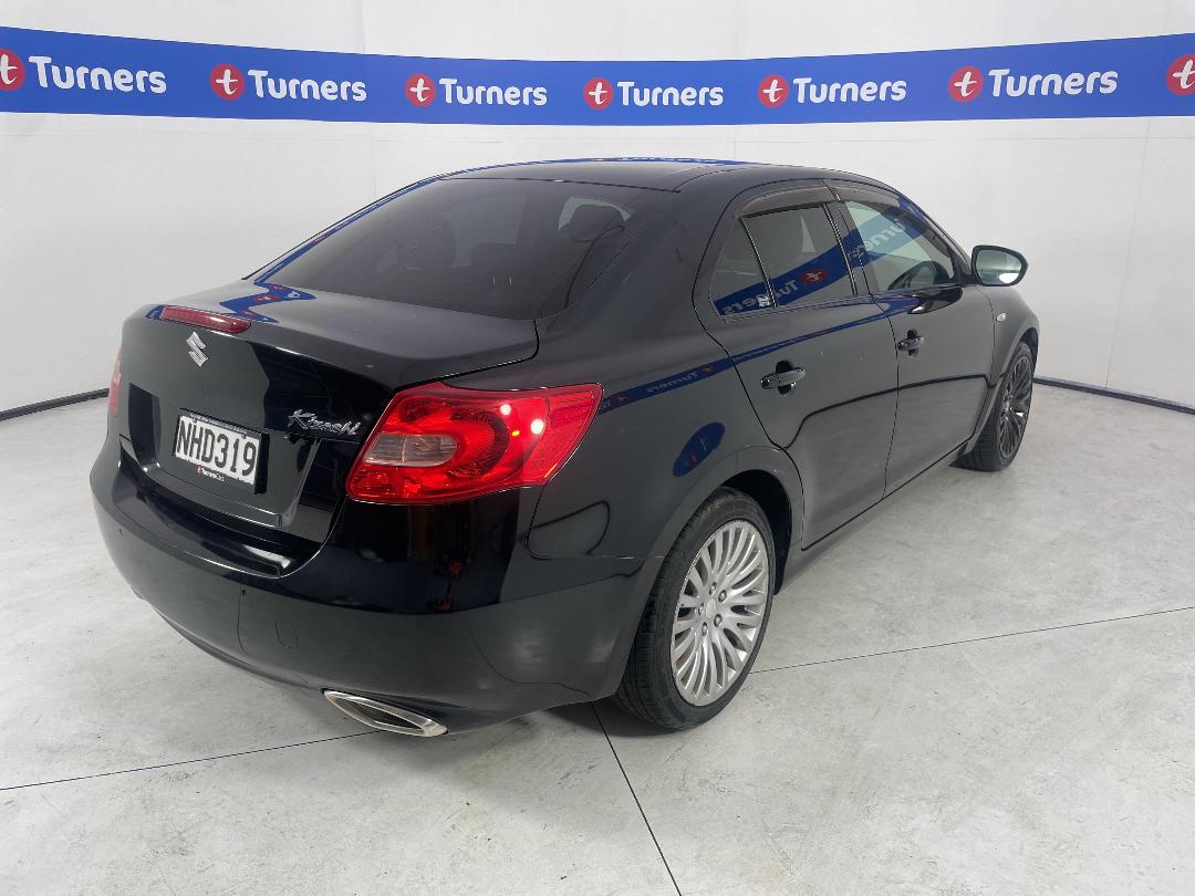 Photo '7' of Suzuki Kizashi Photo '7' of Suzuki Kizashi