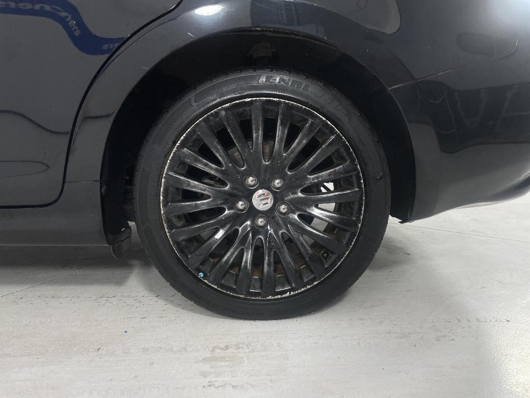 Photo '11' of Suzuki Kizashi Photo '11' of Suzuki Kizashi