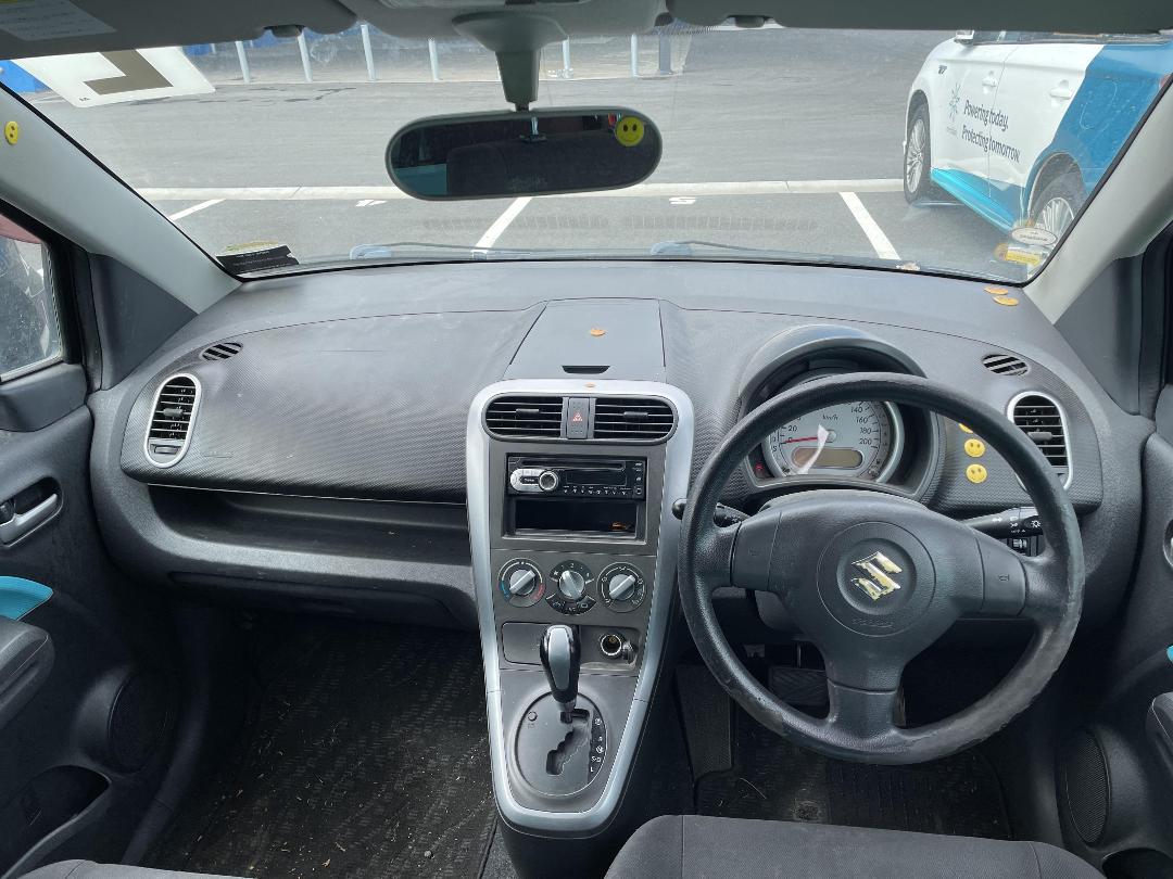 Photo '19' of Suzuki Splash