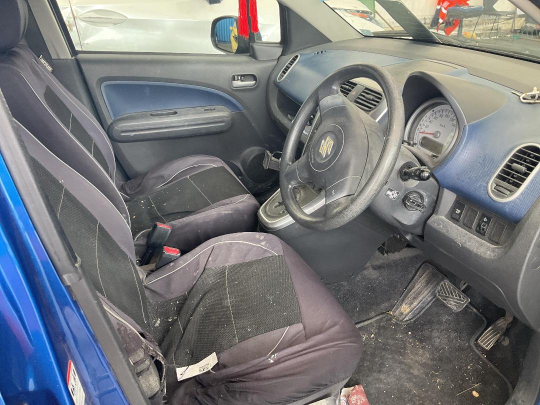 Photo '8' of Suzuki Splash Photo '8' of Suzuki Splash