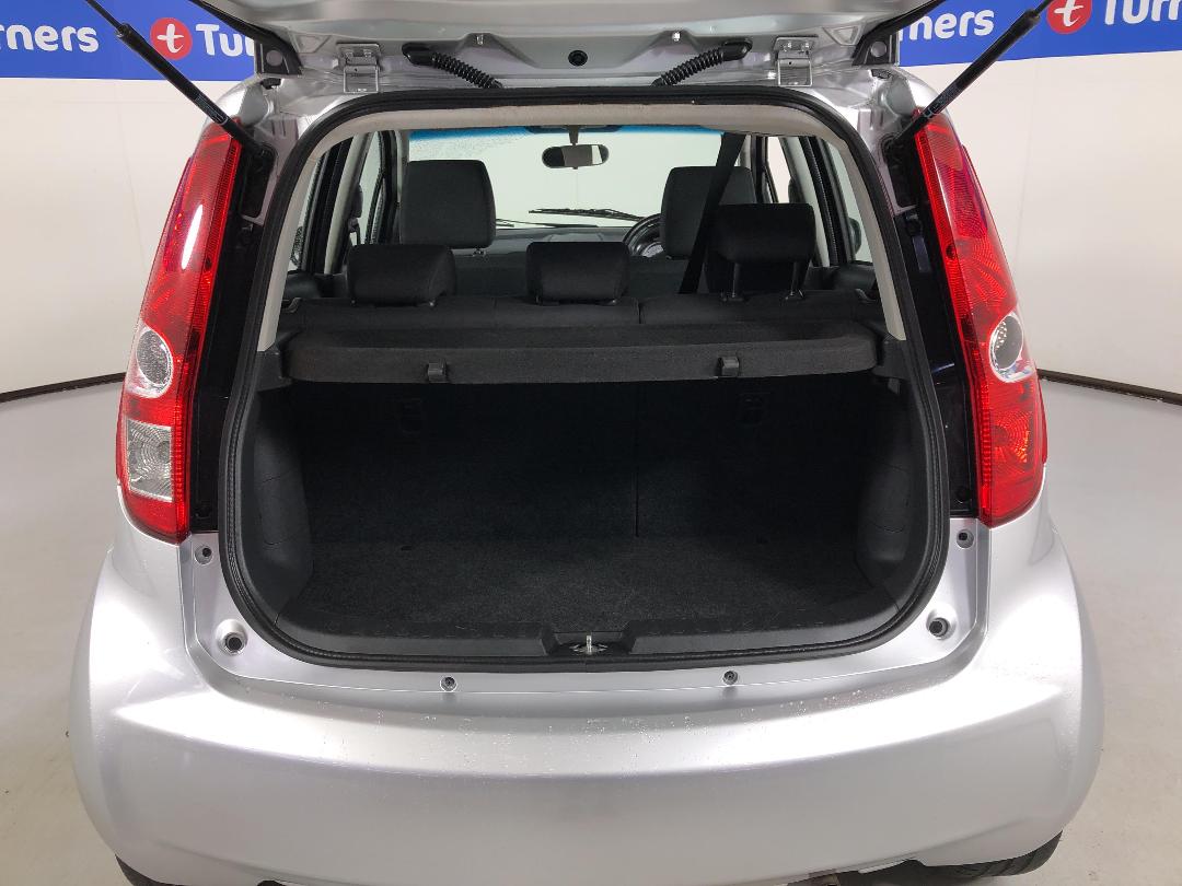 Photo '14' of Suzuki Splash Photo '14' of Suzuki Splash